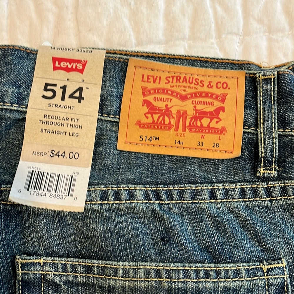 Levi’s New 514 straight 14 husky 33x28.